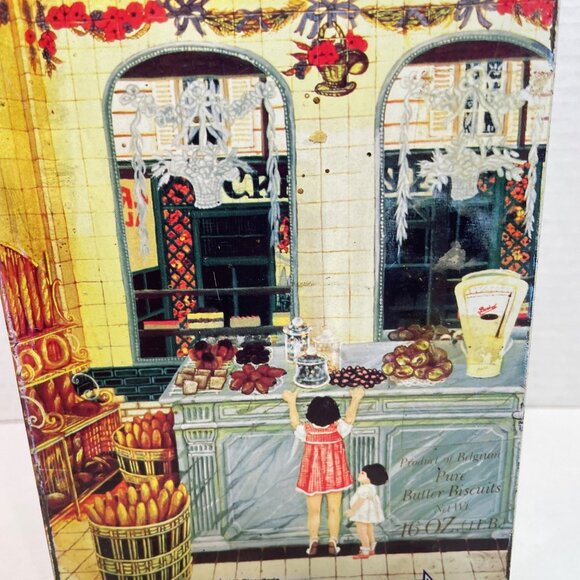 Vintage Destrooper Belgium Biscuit Tin With Charming Bakery Scene Artwork  16 Oz - Picture 3 of 14